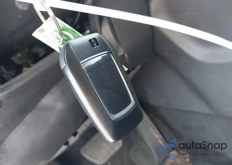 2025 Toyota Grand Highlander Xle из США, поврежденный, VIN 5TDAAAA56SS035014